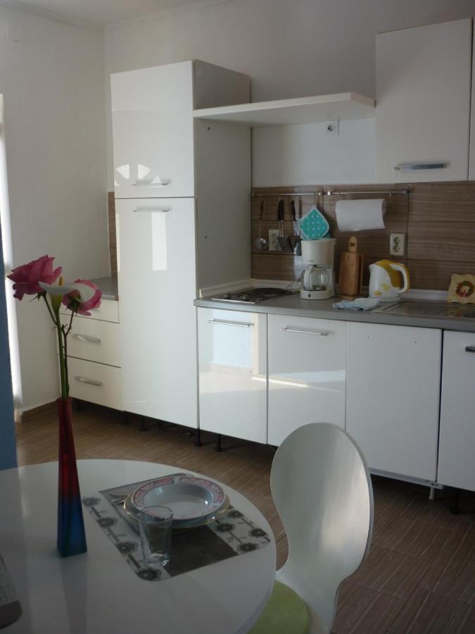 Apartman Tisno Exterior foto